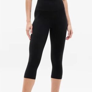 Women's Black Capri Leggings